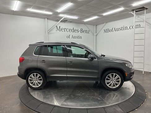 Used 2016 Volkswagen Tiguan SE image 8