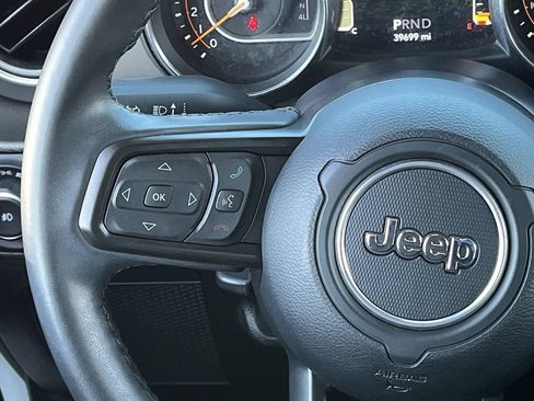 Used 2022 Jeep Wrangler Unlimited Sport AWD/4WD image 12