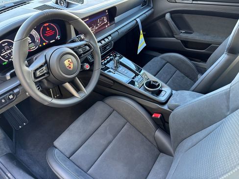 New 2026 Porsche 911 Carrera GTS image 4