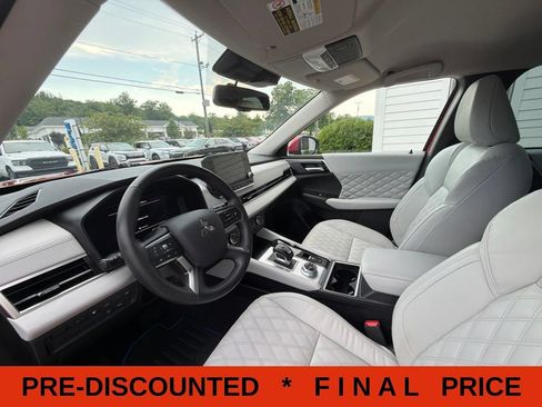 Used 2023 Mitsubishi Outlander SEL AWD/4WD image 28