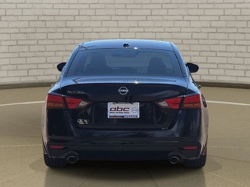 Used 2024 Nissan Altima 2.5 SR FWD image 6