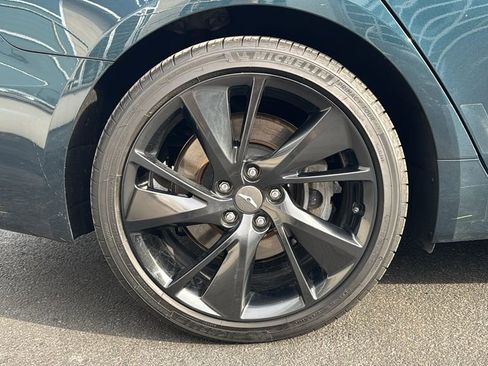 Used 2023 Genesis G70 3.3T w/ Sport Advanced Package image 17