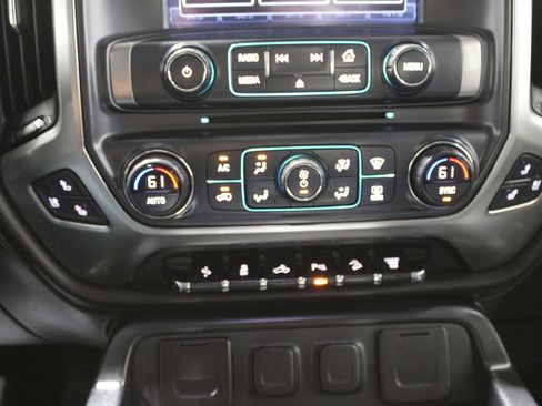 Used 2019 Chevrolet Silverado 2500 LTZ w/ Duramax Plus Package image 19