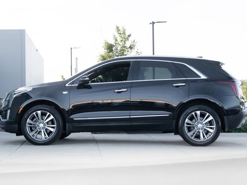 Used 2024 Cadillac XT5 Premium Luxury w/ Technology Package image 6