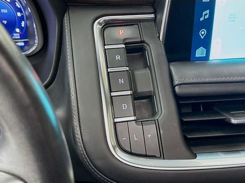 Used 2022 Chevrolet Tahoe LT w/ Luxury Package image 19