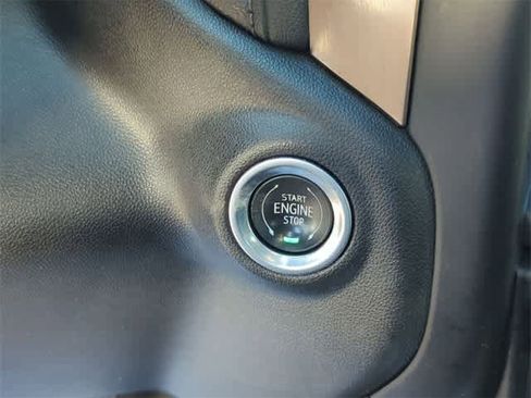 Used 2022 Chevrolet Silverado 2500 High Country w/ Z71 Off-Road Package image 16