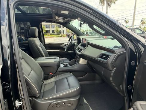 Certified 2024 Chevrolet Tahoe Premier w/ Premium Package AWD/4WD image 10