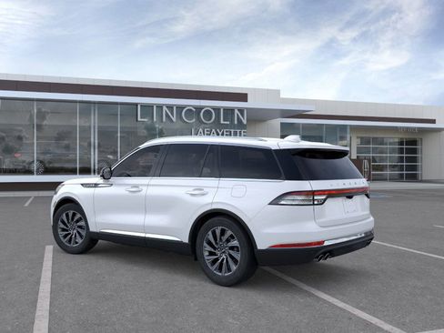 New 2026 Lincoln Aviator Premiere image 4