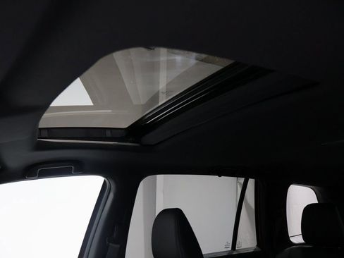 Used 2022 Honda Passport EX-L image 10