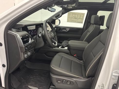 New 2026 GMC Yukon XL Elevation w/ Elevation Premium Package AWD/4WD image 22