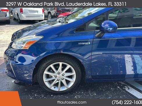 Used 2014 Toyota Prius V Five FWD image 15