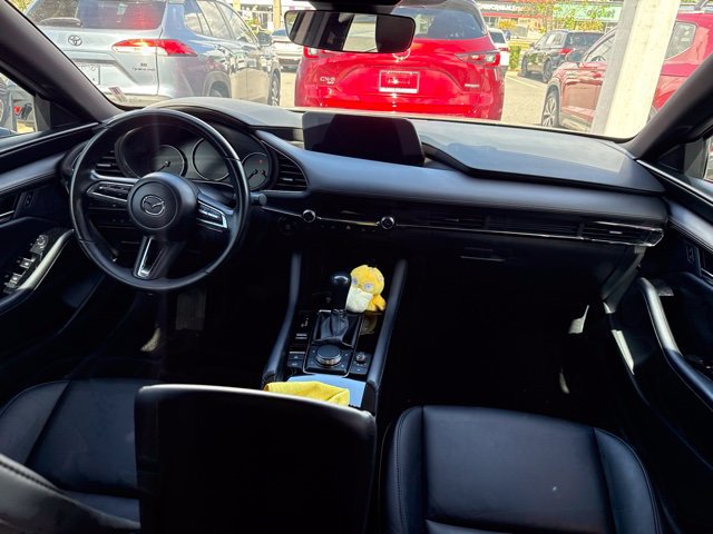 Used 2023 MAZDA MAZDA3 s FWD image 11