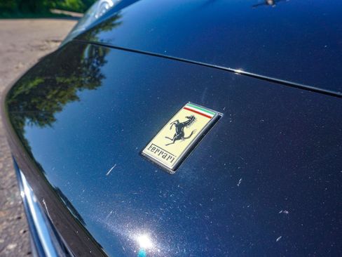 Used 2011 Ferrari California RWD image 10