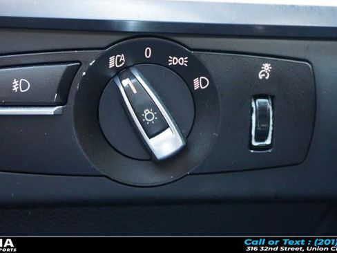 Used 2012 BMW 640i Convertible image 22