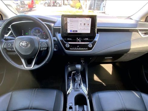 Used 2024 Toyota Corolla XLE image 16