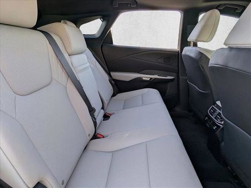 Used 2023 Lexus RX 350 Premium image 21
