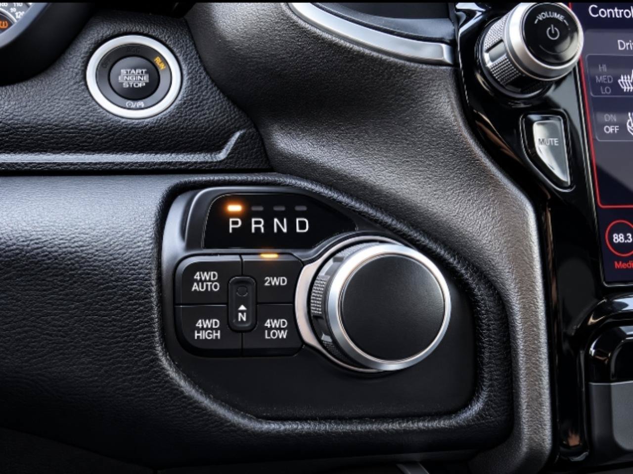 Used 2020 RAM 1500 Big Horn AWD/4WD image 17