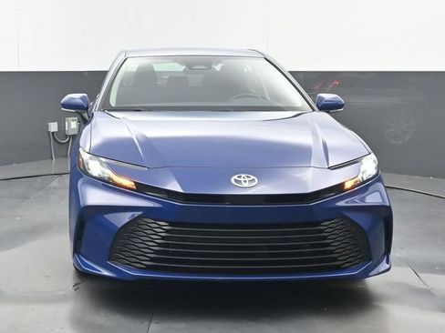 Used 2026 Toyota Camry LE FWD image 5