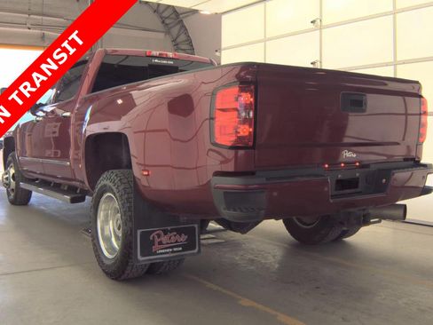 Used 2018 Chevrolet Silverado 3500 High Country w/ Duramax Plus Package image 5