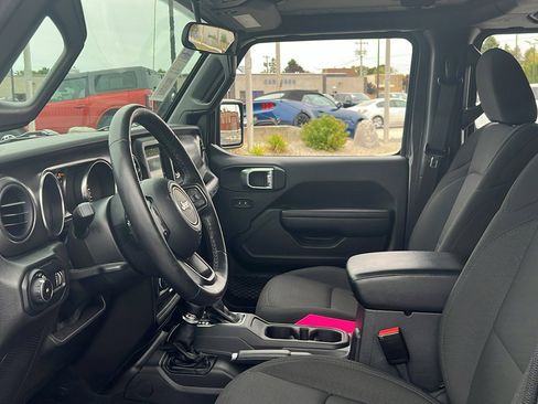 Used 2023 Jeep Wrangler Sport S image 12