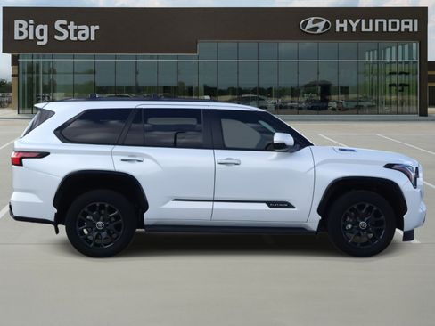 Used 2024 Toyota Sequoia Platinum image 5