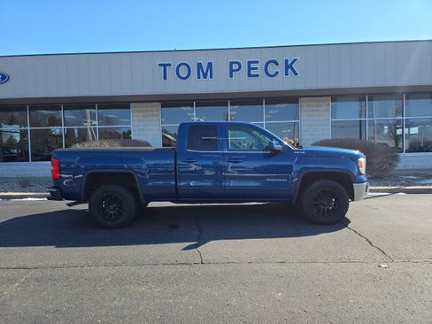 Used 2015 GMC Sierra 1500 SLE w/ SLE Value Package image 6