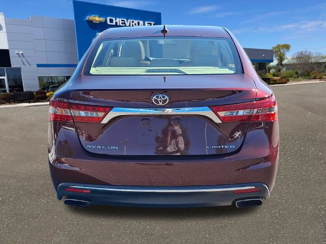 Used 2018 Toyota Avalon Limited w/ All Weather Liner Package FWD image 26