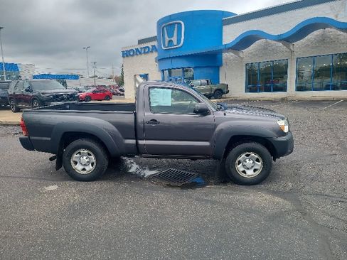 Used 2013 Toyota Tacoma 4x4 Regular Cab image 6