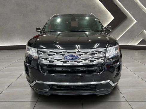 Used 2019 Ford Explorer XLT w/ Equipment Group 202A AWD/4WD image 8