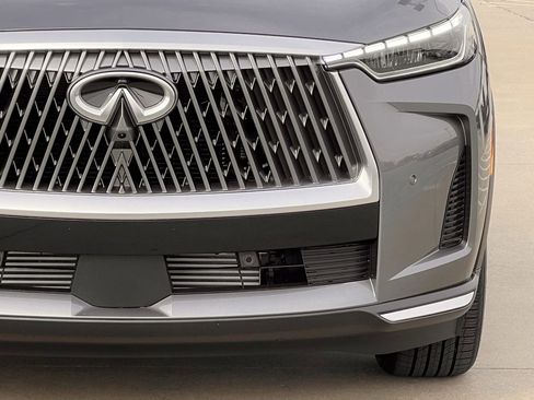 New 2026 INFINITI QX60 Luxe image 8