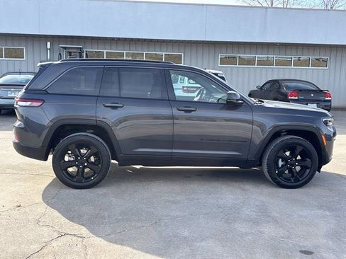 New 2026 Jeep Grand Cherokee Limited w/ Limited Altitude Package image 2