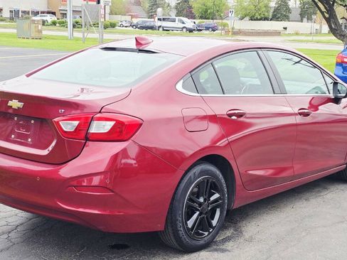 Used 2018 Chevrolet Cruze LT w/ LT True North Edition FWD image 6
