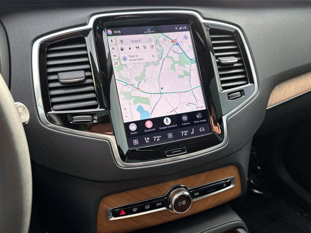 Certified 2024 Volvo XC90 T8 Plus w/ Protection Package Premier AWD/4WD image 23