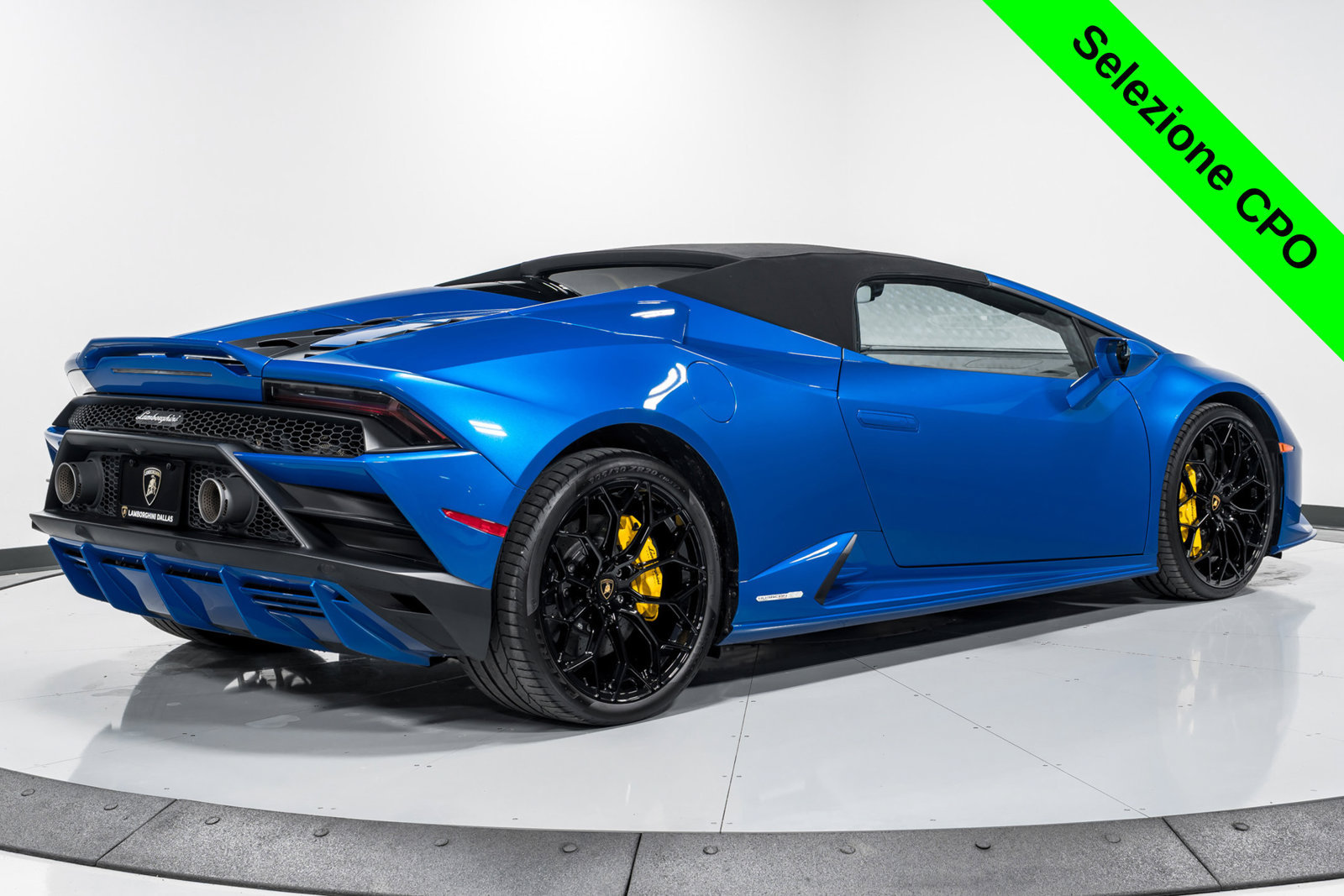 Used 2023 Lamborghini Huracan EVO AWD/4WD image 40