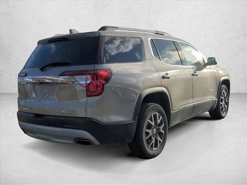 Used 2022 GMC Acadia SLE w/ Driver Convenience Package image 5