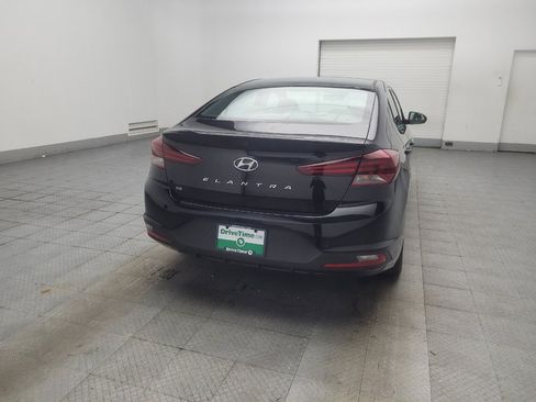 Used 2020 Hyundai Elantra SE w/ Cargo Package (C1) FWD image 7