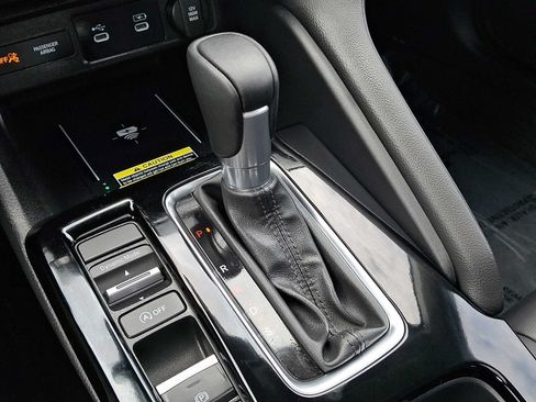 Certified 2026 Acura Integra FWD image 15