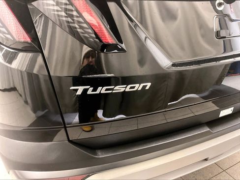 Certified 2025 Hyundai Tucson SEL image 48