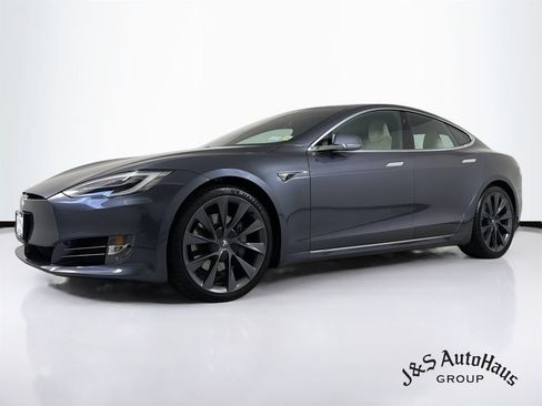 Used 2020 Tesla Model S Long Range AWD/4WD image 3