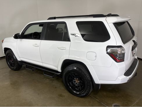 Used 2023 Toyota 4Runner TRD Off-Road image 18