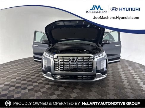 Certified 2025 Hyundai Palisade Calligraphy image 20