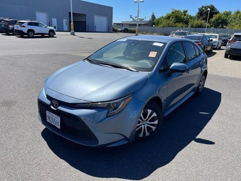 Used 2021 Toyota Corolla LE w/ Carpet Mat Package (TMS) FWD image 1
