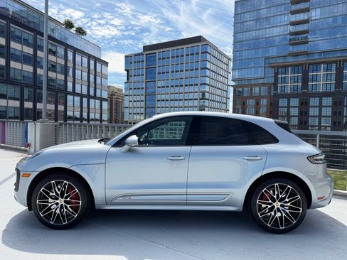 Certified 2022 Porsche Macan GTS w/ Premium Package Plus AWD/4WD image 2