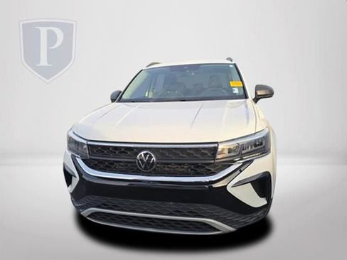 Used 2023 Volkswagen Taos S w/ Driver Assistance Package image 12
