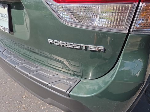 Certified 2024 Subaru Forester Limited w/ Pop Package 2 AWD/4WD image 11