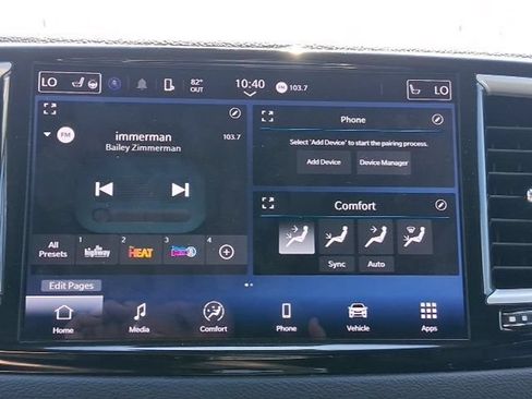 Used 2024 Chrysler Pacifica Touring-L FWD image 26