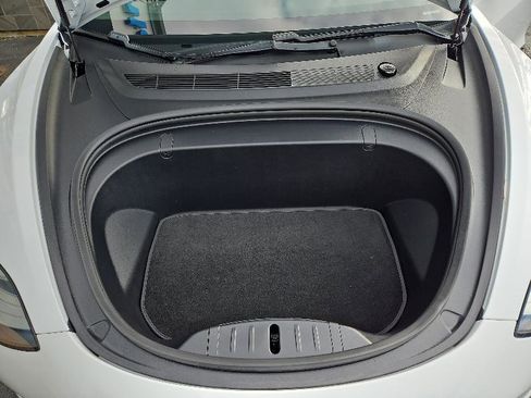 Used 2018 Tesla Model 3 Long Range image 27