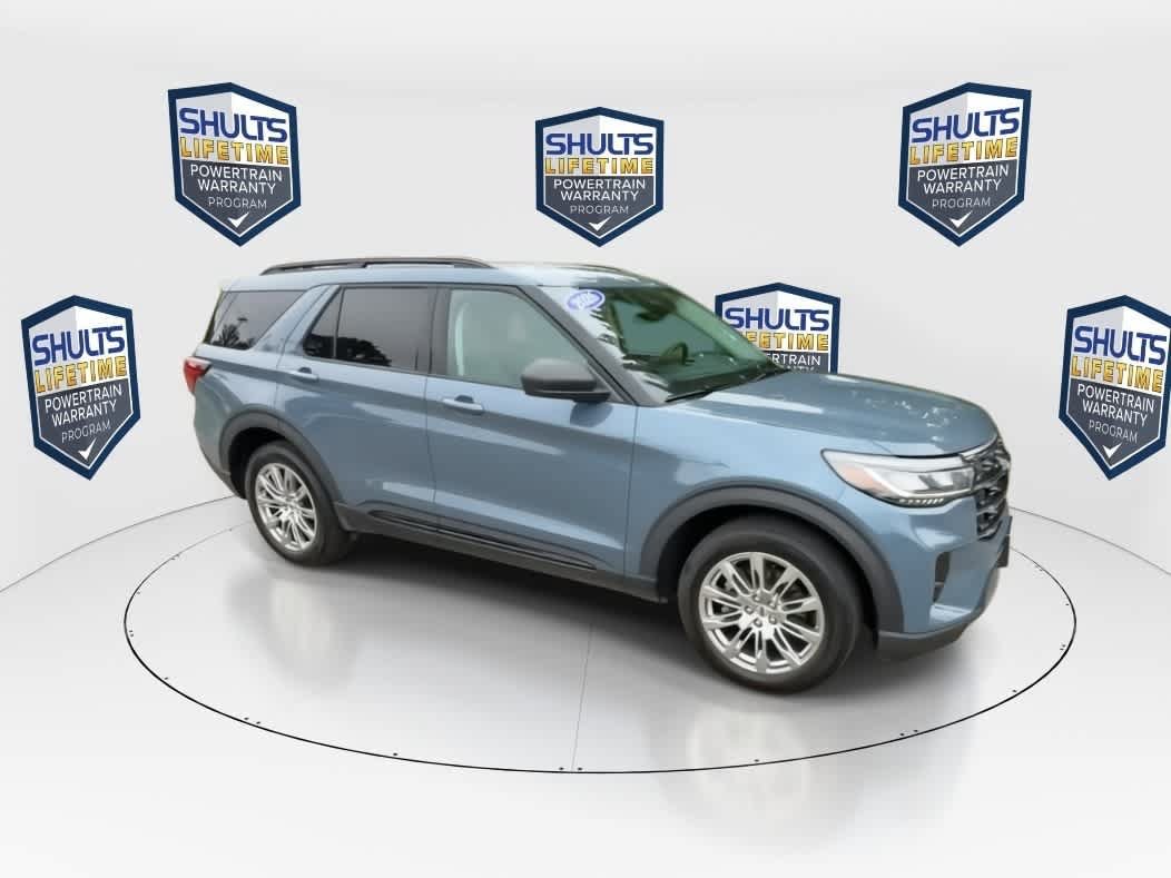 Used 2026 Ford Explorer Active w/ Active Comfort Package AWD/4WD image 2