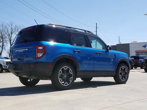 New 2026 Ford Bronco Sport Outer Banks AWD/4WD image 9