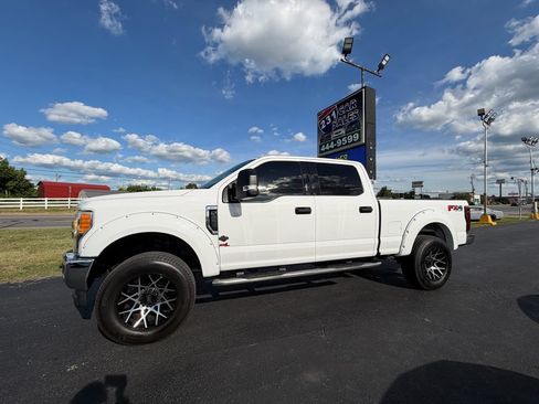 Used 2017 Ford F250 XLT w/ XLT Value Package AWD/4WD image 7